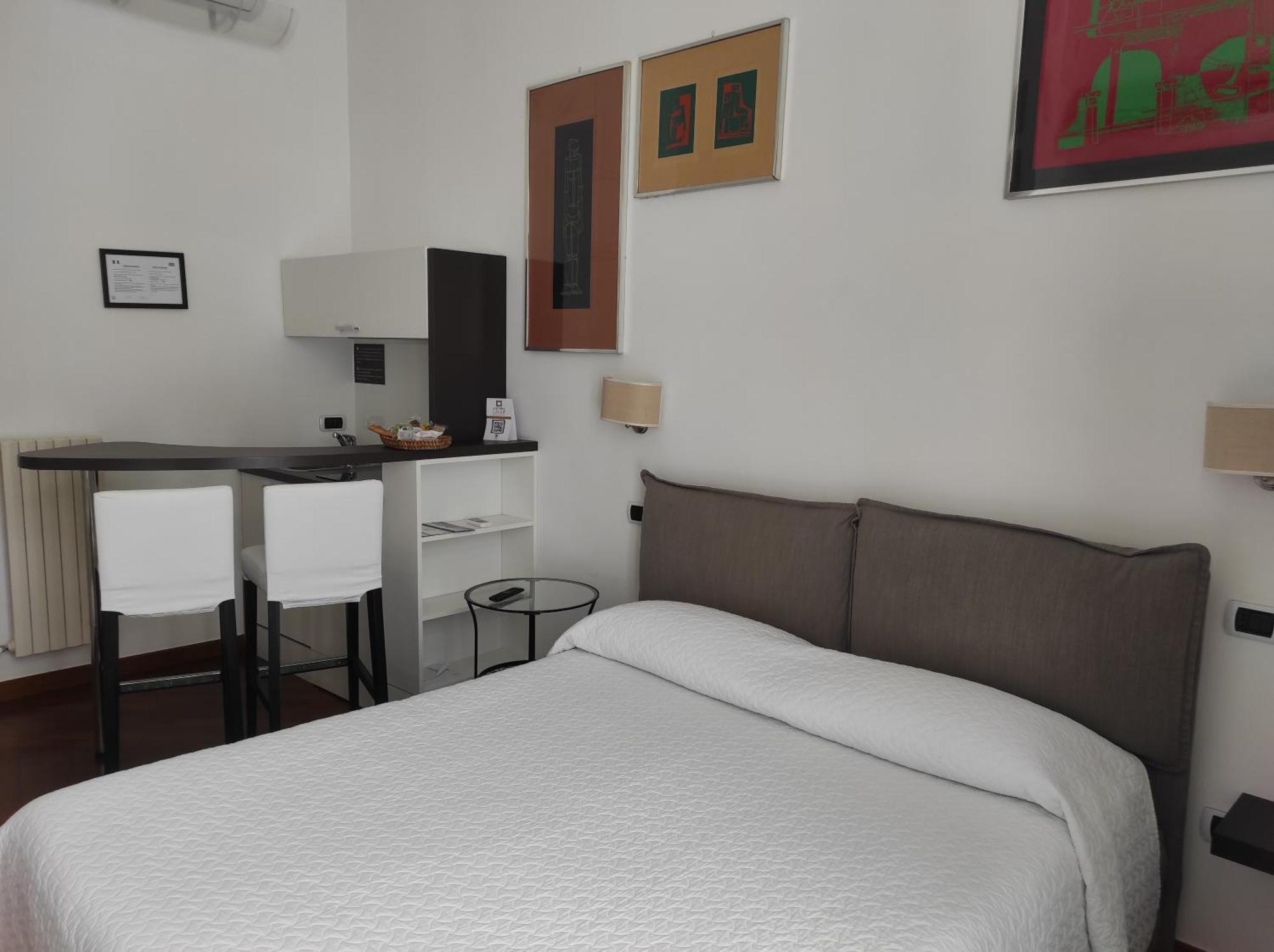 נאפולי Luca Giordano 142 B&B חדר תמונה